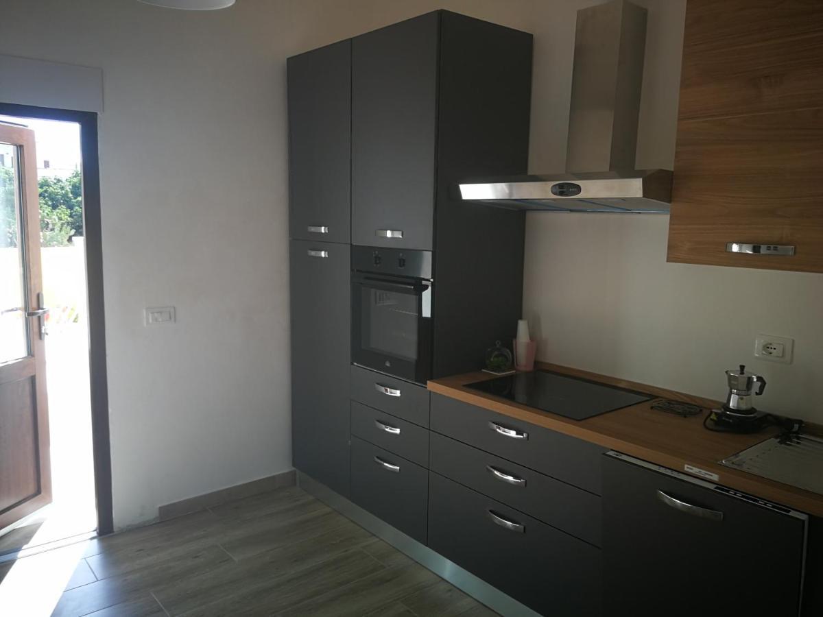 Donalisa Hotell Andrano Exteriör bild